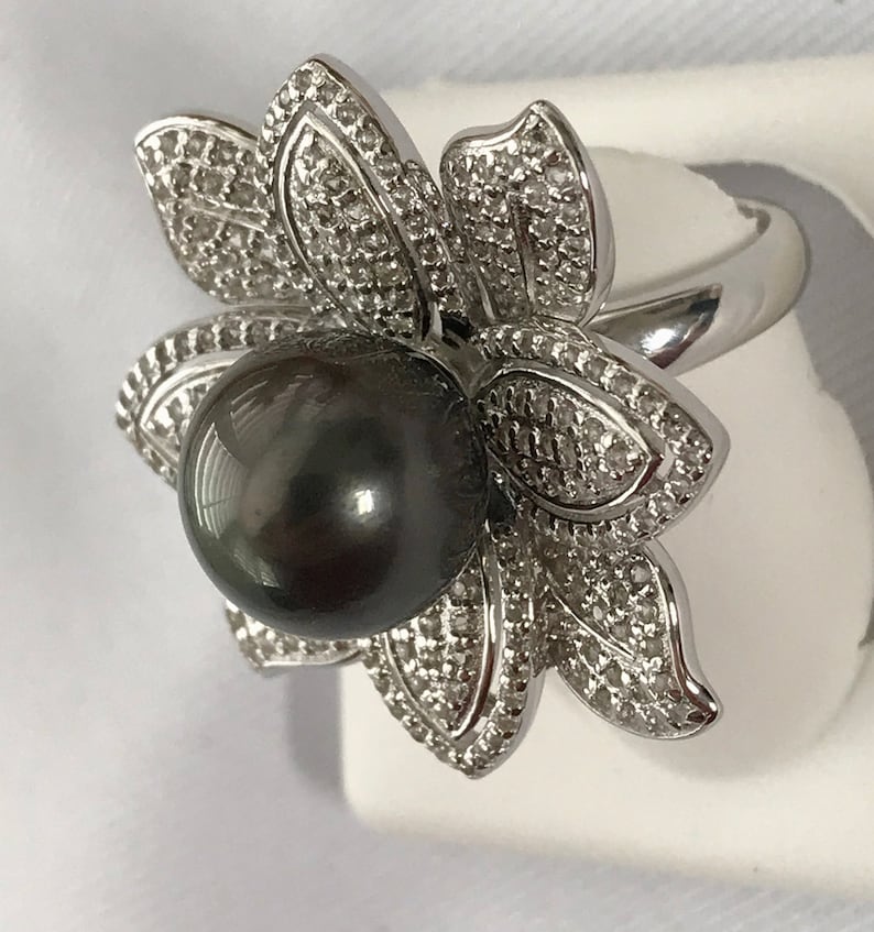 Cultured Tahitian Pearl Ring Floral 12mm Round Natural Colored