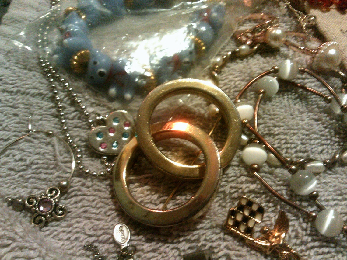 JUNK JEWELRY LOT Etsy
