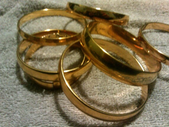 MONET BANGLE LOT