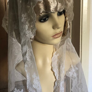 Antique lace fascinator stole veil shawl