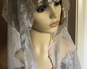 Antique lace fascinator stole veil shawl