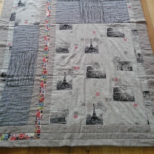 Patchworkdecke "Postcards & Stamps" Quilt Kuscheldecke Patchworkdecke