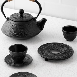  Juego de 6 teteras japonesas de hierro fundido con infusor, 4  tazas de té y salvamanteles (32 onzas, azul) : Hogar y Cocina