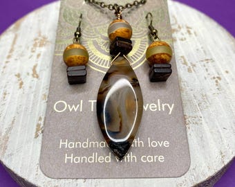 Boho Earthy Montana Banded Agate Necklace + Earrings Set