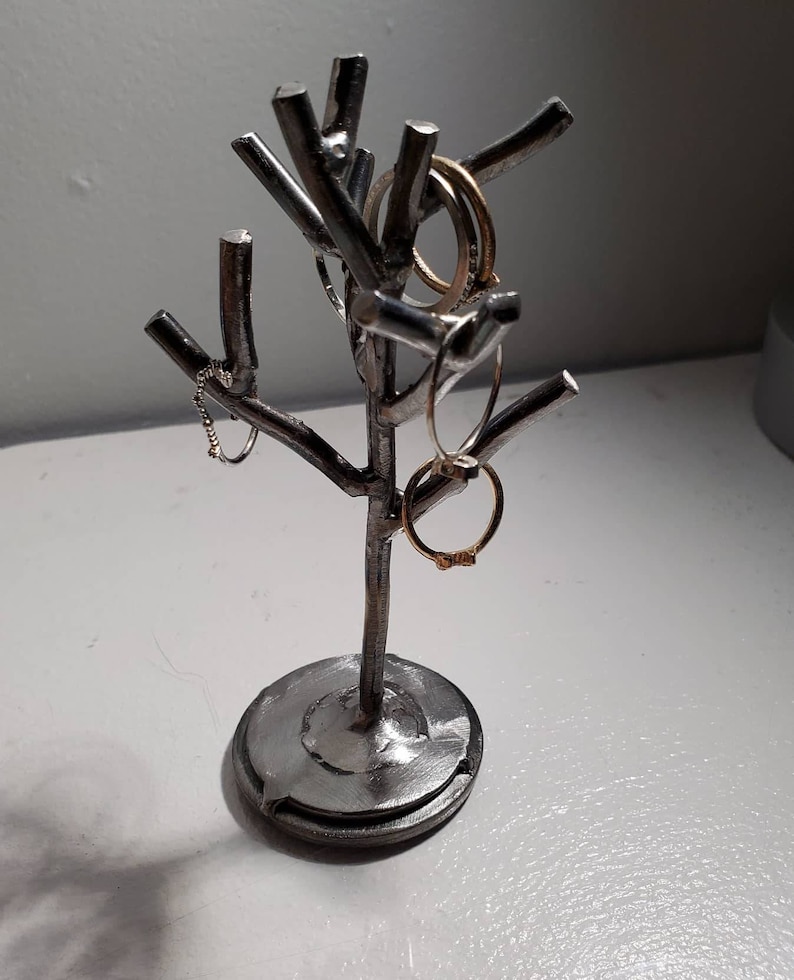 Small Metal Ring Tree