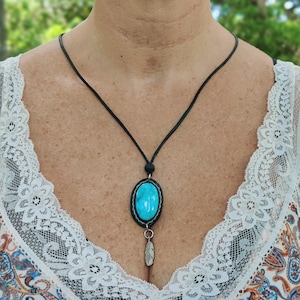 Handgefertigte Echtleder Halskette mit Firuze-Stein-Fassung-Unisex-Lifestyle-Geschenk Unisex Mode Leder Schmuck