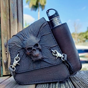 swingarm bolsa with fuel bottle