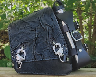 Handcrafted Vegetal Leather Black Right Side Wave Design Motorcycle Saddlebag-Harley Davidson Sportster-Universal Swingarm Bag