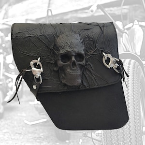 Handcrafted Vegetal Leather Black Large Motorcycle Left Side Saddlebag with Big Skull-Gift Harley Davidson Dyna Solo Swingarm Bag