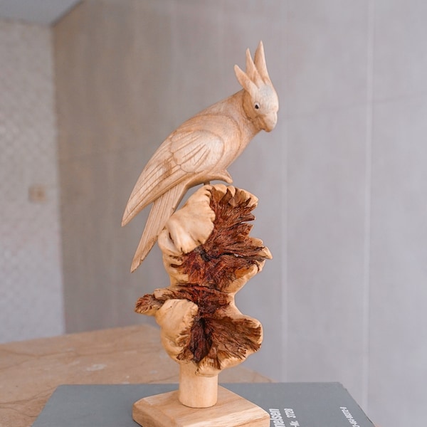 Sculpture de perroquet en bois, figurine, cacatoès, statue d'intérieur, sculpture sur bois, oiseau, décoration tropicale, vintage, décoration d'appartement, cadeau commémoratif