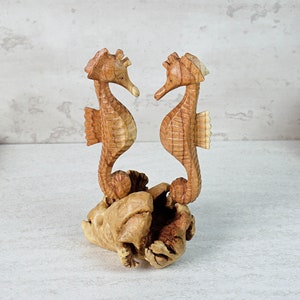 Wooden Seahorse Sculpture, Art, Couple, Love, Parasite Wood, Handicraft, Fish Art, Coastal, Handmade Decoration, Home Gift, Birthday Gift