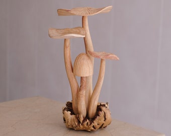 Sculpture champignon sauvage 33 cm, grand ornement, décoration de jardin, sculpture sur bois, figurine en bois, pendaison de crémaillère, cadeau pour mari, cadeau de Thanksgiving
