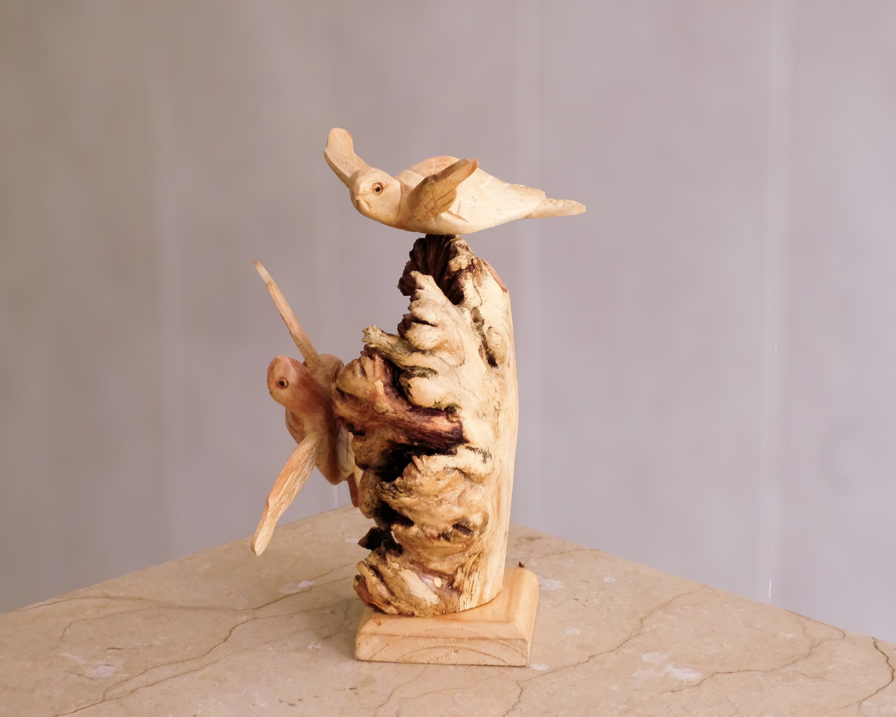 ウミガメの置物、木製の彫像、愛、木彫り、自然、カップルの彫刻