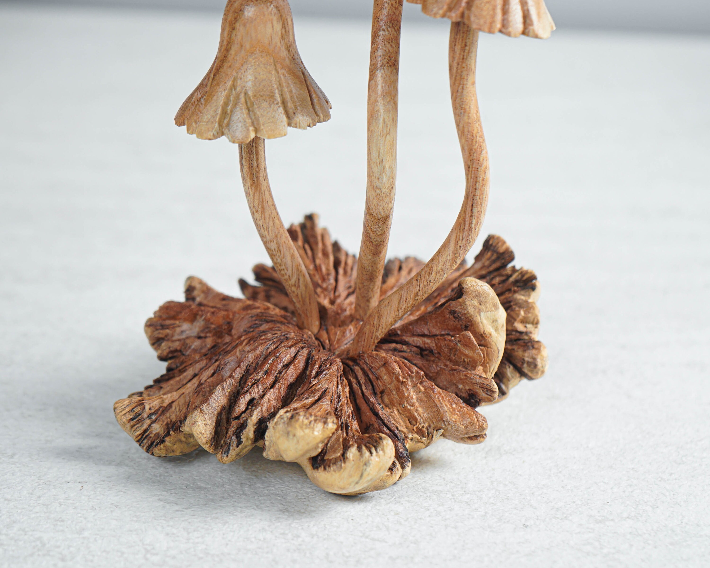 Sculpture de champignon Amanita en bois, agaric mouche, statue  personnalisée, artisanat, sculpture sur bois, figure, décor végétal, décor  de salon, maman -  France