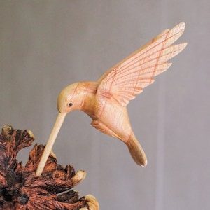 Wooden Hummingbirds Sculpture, Three Bird Statue, Wood Carving, Colibri Ornament, Handmade Decor, Rustic Statue, Tropical Decor, Mothers Day