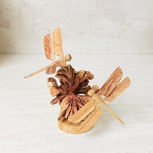 Wooden Dragonfly Couple Sculpture, Personalized Statue, Hand Carved Figurine, Wood Carving, Tabletop Decor, Couple Gift, Christmas Gift