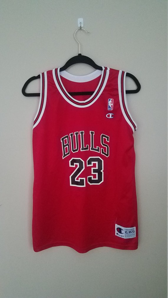 michael jordan jersey youth size