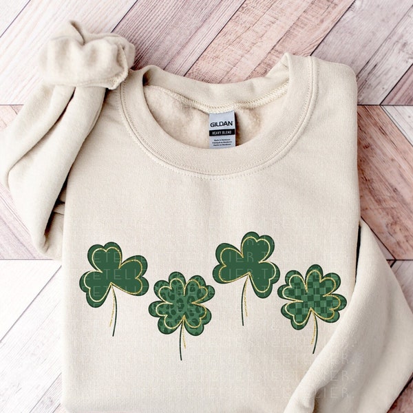 St Patrick's Day Sweatshirts, Groovy Shamrock Sweatshirt,Lucky Crewneck Pullover,St Patricks Day Shirt Women,St Pattys St Paddy's Day Outfit