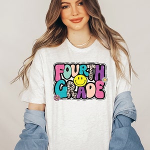 4th Grade Teacher Shirt Fourth Grade Shirt Retro Teacher Tshirt First Day Of School Shirt Elementary Back to School Outfit Cute Teacher Gift
