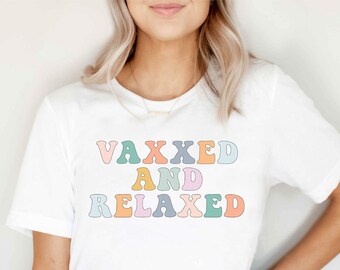 Retro Co-ronavi-rus Vaccinated Sweatshirt Vaccine Pro Vaccine Unisex Heavy Blend Crewneck Sweatshirt Pro Science Co-vid 19 Rainbow