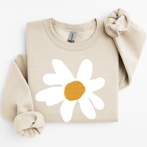 DAISY Sweatshirt Groovy Shirt Matching Daisy Sweatshirts Retro Floral Sweatshirts Cute Flower Sweatshirt Daisy Shirts For Women Fall Outfit