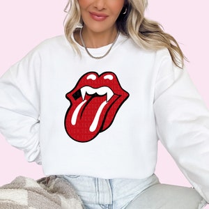 Nike tongue sweatshirt top