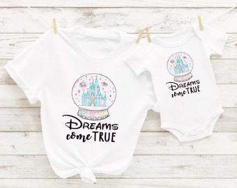 Camiseta "Los sueños se hacen realidad", Camiseta del Reino Mágico, Camiseta de vacaciones mágicas, Camiseta de castillo retro colorido, Camiseta infantil, Camiseta a juego para bebé, mamá e hijo