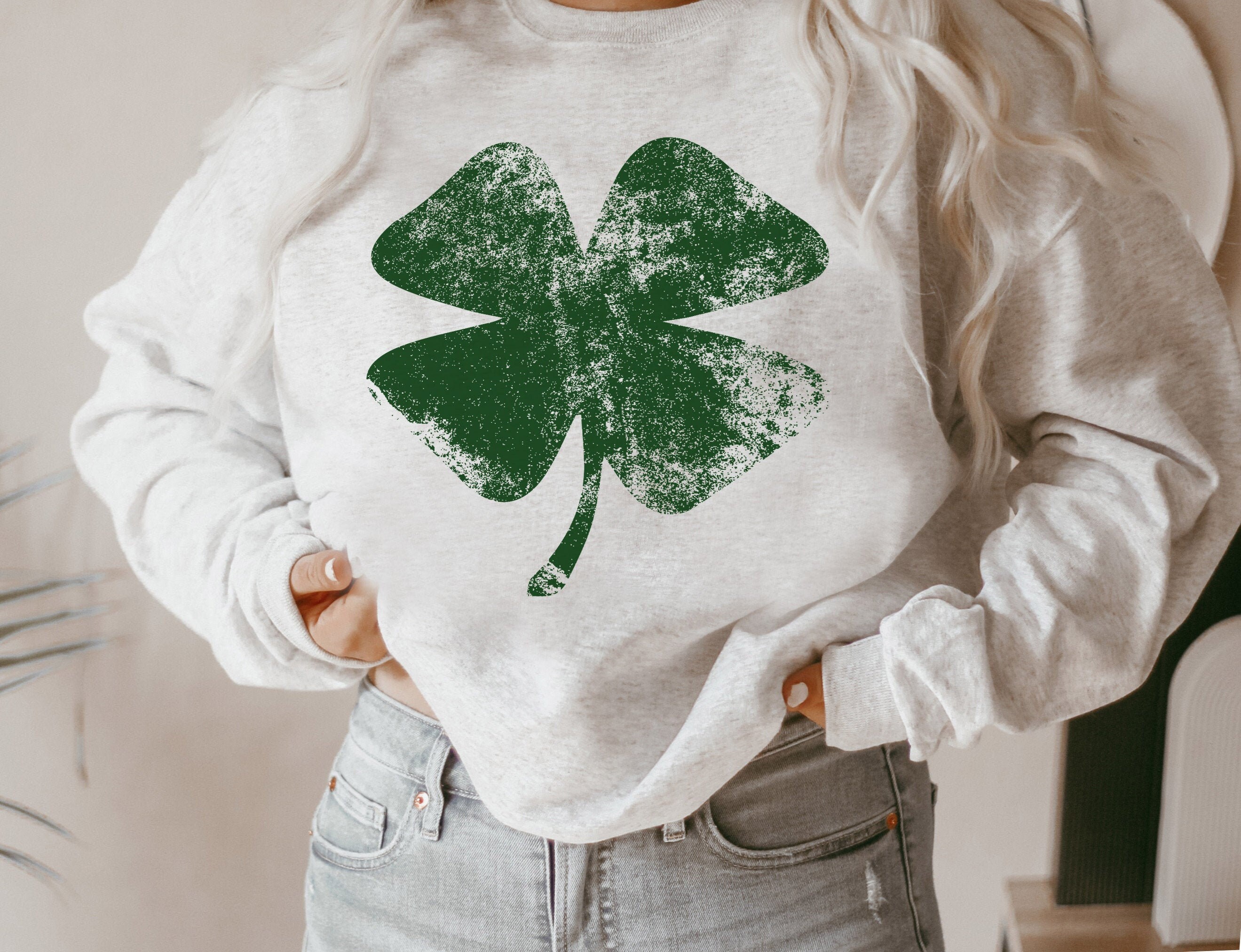 Women's shamrock sweatshirt Clearance