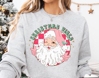 Christmas Sweatshirts For Women Christmas Vibes Groovy Santa Shirt Retro Checkered Holiday Outfits Christmas Gift For Her Cute Xmas Shirt