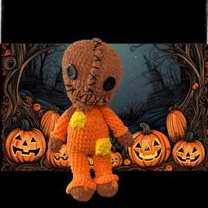 Trick R Treat Boy op horror geïnspireerde gehaakte pop | Handgemaakte Halloween-knuffel | Griezelig schattig verzamelobject | Spookachtig decor