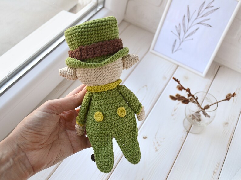 Leprechaun Gnome St Patricks Day amigurumi pattern eng, pdf image 8