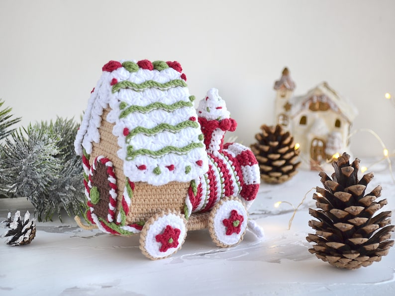 Christmas amigurumi pattern Gingerbread Train Engine, Christmas ornament Gingerbread House Crochet Train amigurumi tutorial, Eng/Ger/Fra/Ita image 5