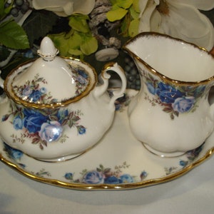 Royal Albert Moonlight Rose 3-piece large cream set in beautiful condition, also on the edges