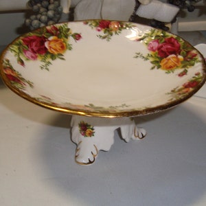 royal albert bonbon bowl on foot in beautiful condition