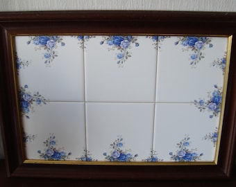 Bandeja Royal Albert Moonlight Rose con 6 azulejos y borde de madera