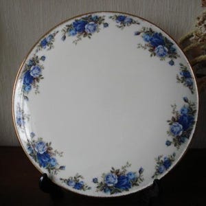 Royal Albert Moonlight Rose Cake / Gateau Platter