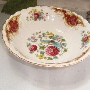 Royal Albert Chatelaine 1 compote bowl in beautiful condition, including the edges
