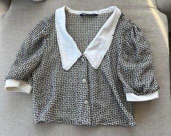 Camisa corta con cuello de Zara