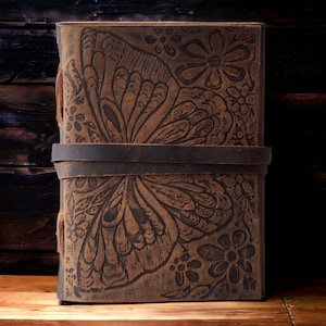 Butterfly Embossed Leather Journal: Handmade Vintage Sketchbook (7x5 inches)