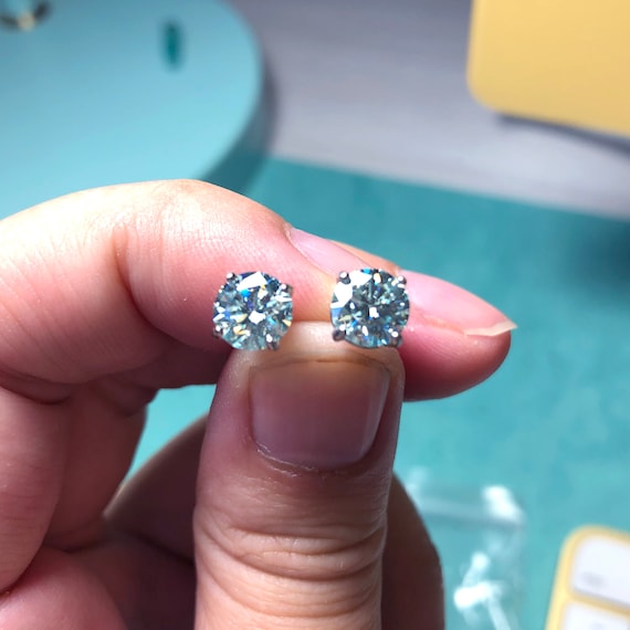 Anello solitario da donna in argento Sterling 925 con topazio blu rotondo da 6 mm, Pietra preziosa, Topazio blu Anello solitario da donna in argento Sterling 925 con topazio blu rotondo da 6 mm, Pietra preziosa, Topazio blu