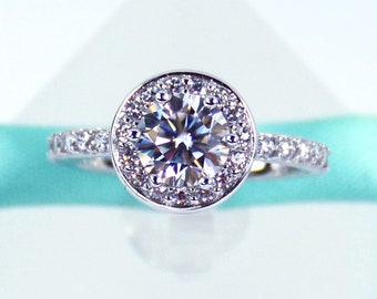 1 Karat weißer Moissanit Diamant Halo-Verlobungsring, Versprechensring, 925 Sterlingsilber platiniert