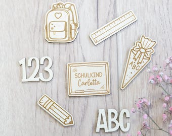 Confettis en bois personnalisés pour la rentrée scolaire | Décoration de table pour la rentrée | Cône d'école, cartable, tableau noir, ABC, 123 | reezadesign