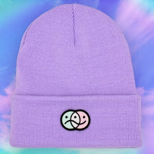 Pastel Wavy Face Beanie Purple Hat - Unisex Winter Embroidered Cute Pink Blue Rave emo Y2K aesthetic gift ideas e-boys e-girls accessories