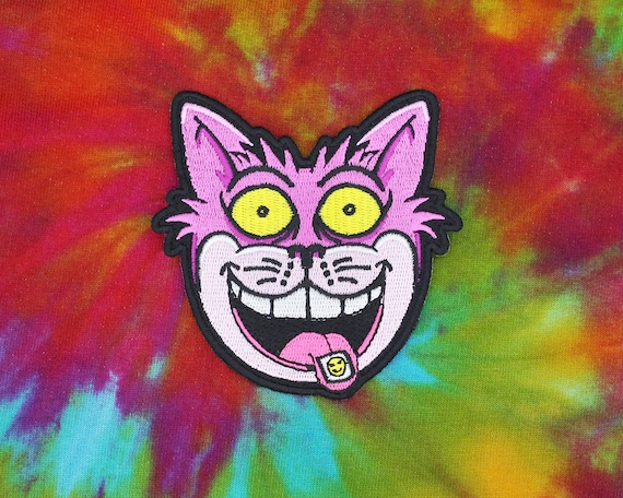 Psychedelic Cheshire cat Iron-on Patch - Embroidered Funny Badges - Acid House Tab Trip Rave Wear Hippie emo alternative gifts accessories