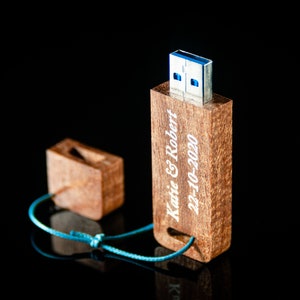 Gepersonaliseerde slanke mahoniehouten USB-flashdrive - 64 GB/128 GB - handgemaakte aangepaste USB - gegraveerde flashdrive - toebehoren voor bruidsfotografie