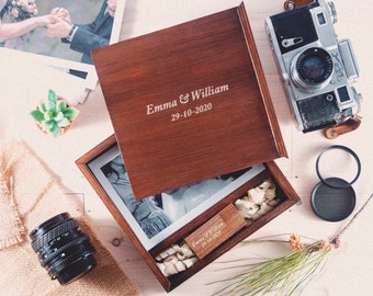 Wooden Square Photo Box 4x6 with USB,32GB 64GB 128GB, Wedding Gift Memory Vintage Walnut Box, Custom Photography Presentation Box