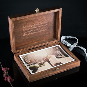 Handgemachte Holz 5x7 Fotobox USB, 32GB 64GB 128GB Hochzeit Memory Box, benutzerdefinierte Fotografie Präsentationsbox, personalisierte Gravur Flash Drive