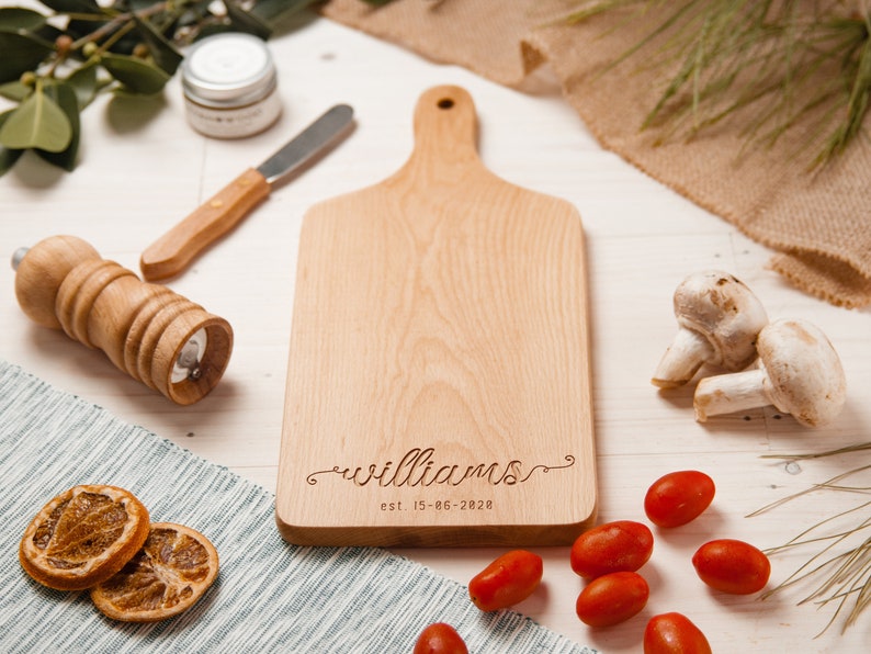 Custom Cutting Board with Handle, Personalized Small Cheese Board, Engraved Chopping Board, Handmade Wooden Charcuterie, Wedding Family Gift zdjęcie 9