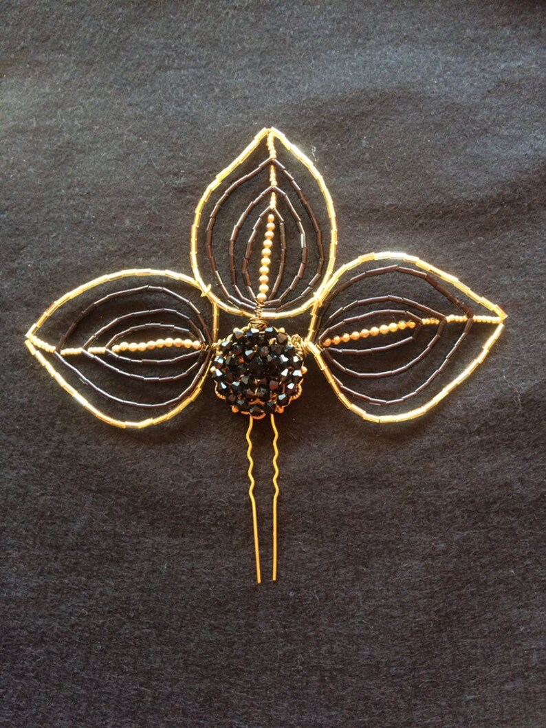 gold colour hair accessories
