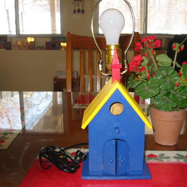 Lampe de table maison d'oiseau bleue/jaune faite main VTG